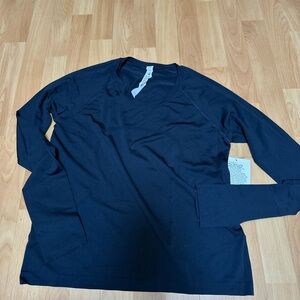 New Lululemon Swiftly Tech Long Sleeve 2.0, Race in True Navy